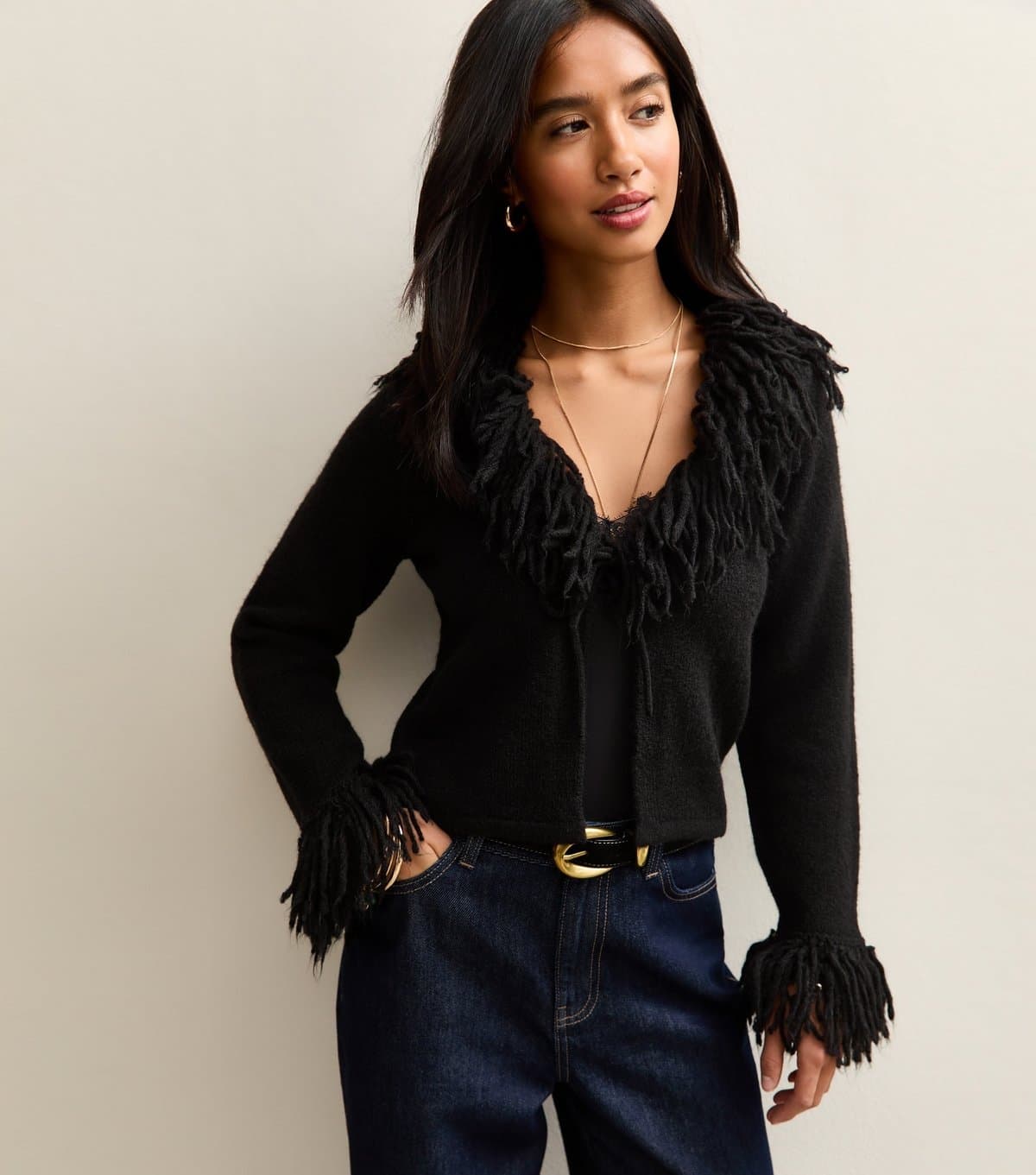 New Look Women's Petite Black Cropped Fringe Trim Cardigan New Look