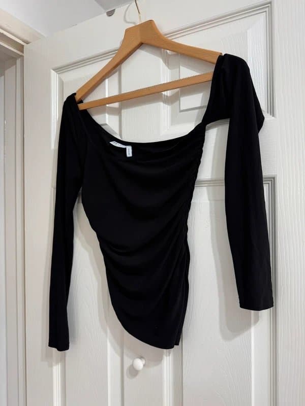 ASOS ASOS Luxe Ruched Off-Shoulder Top – Black UK 8