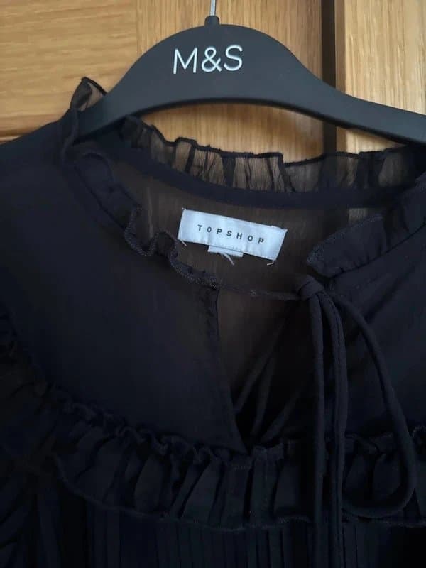 Topshop Women’s Topshop chiffon blouse Size S