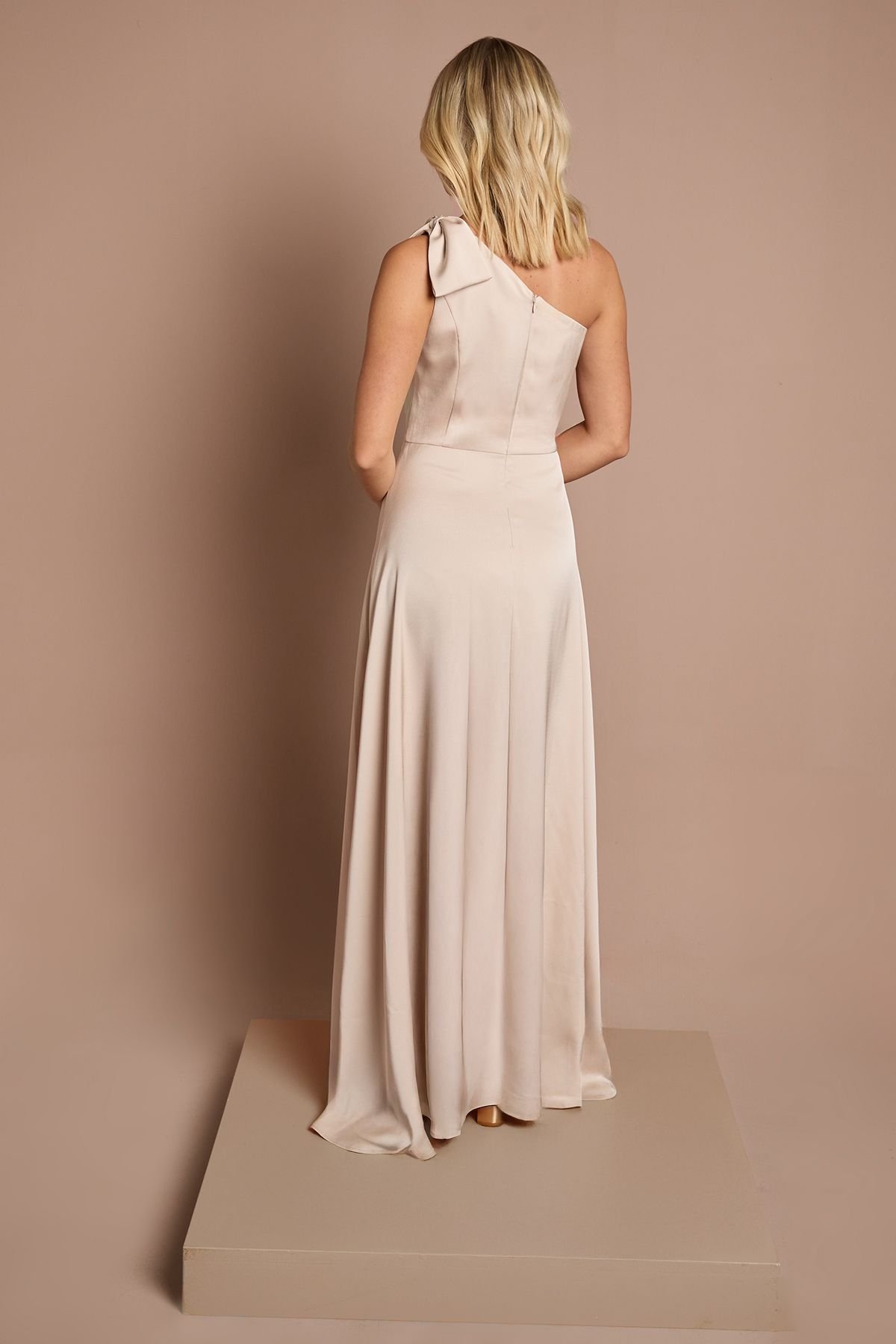 Coast Coast Women's Teen One Shoulder Bow Bridesmaid Dress in Champagne - 3