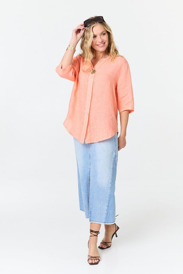 Izabel London Izabel London Women's Button Front 3/4 Sleeve Relaxed Blouse in Coral - 2