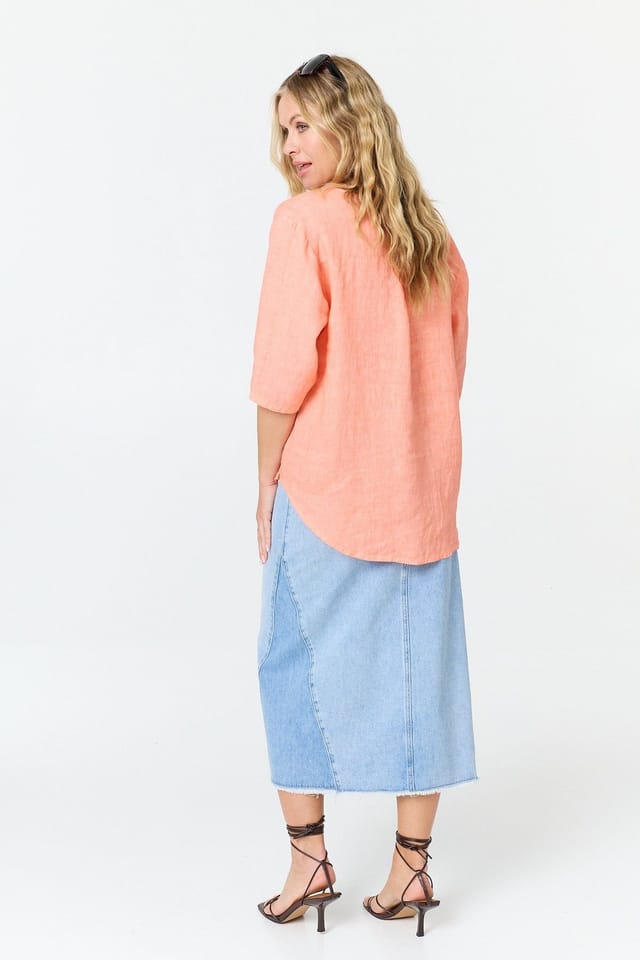 Izabel London Izabel London Women's Button Front 3/4 Sleeve Relaxed Blouse in Coral - 3