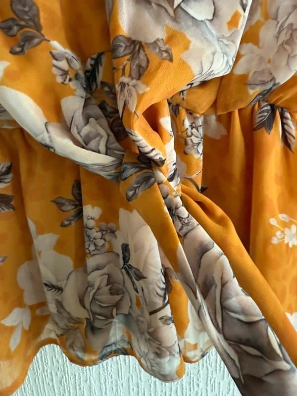 Select Mustard Grey Chiffon Sleeveless Centre Tie Top 14