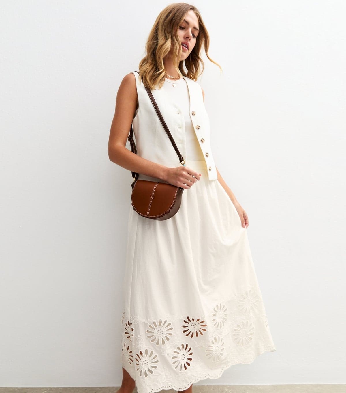 New Look Women's White Embroidered Cutout Hem Midi Skirt New Look