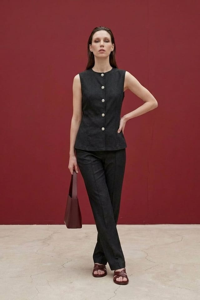 MyFashion MyFashion Women's Cotton Poplin Vest & Wide-Leg Trouser Set in Charcoal - 2