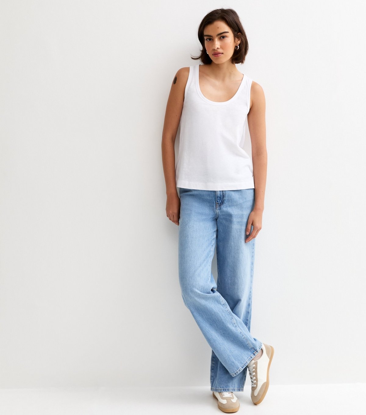 New Look Women's White Relaxed Scoop Neck Vest New Look - 3