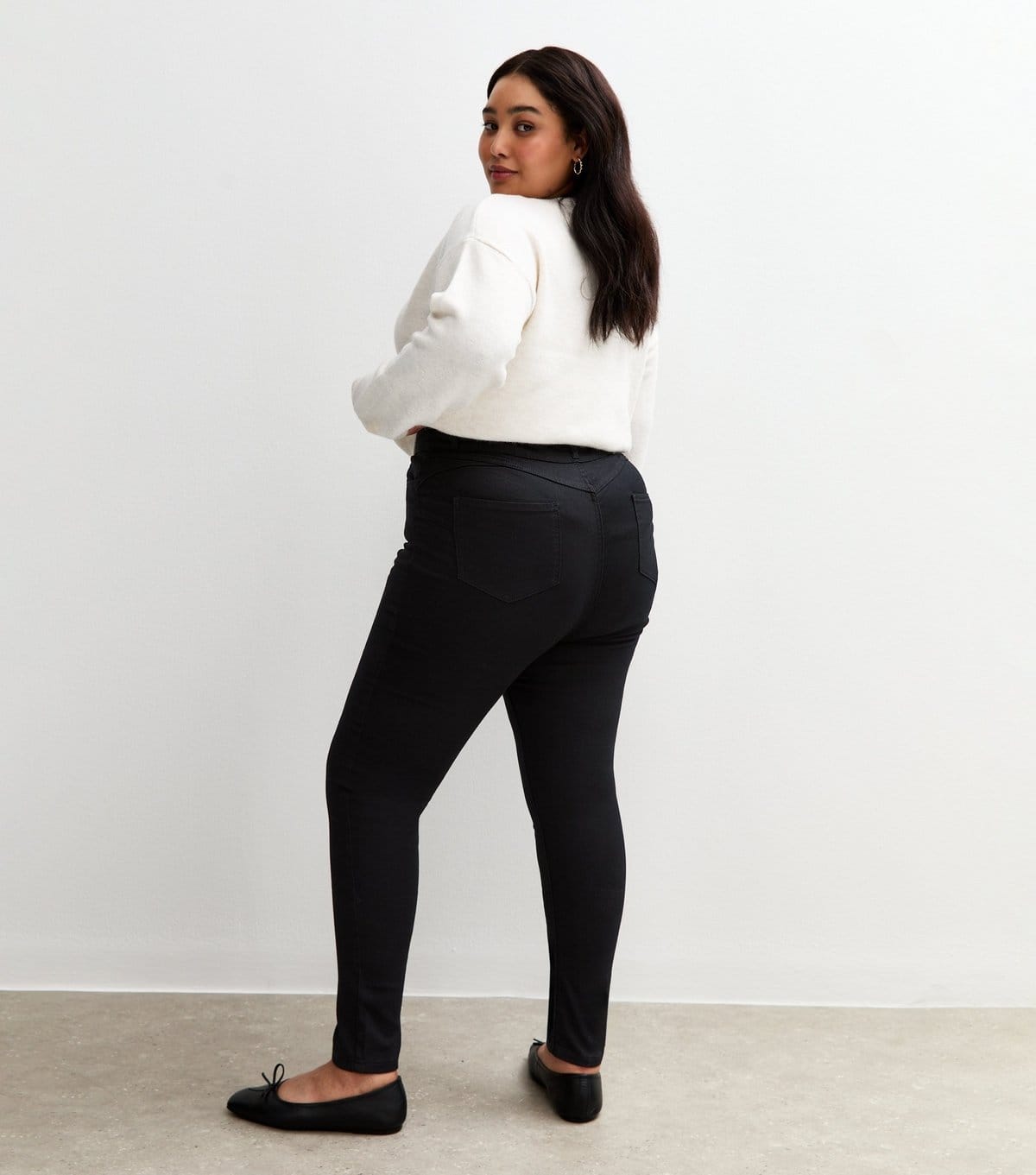 New Look Women's Plus Size Black Yazmin High Waisted Slim Leg Jeans Curves New Look - 4