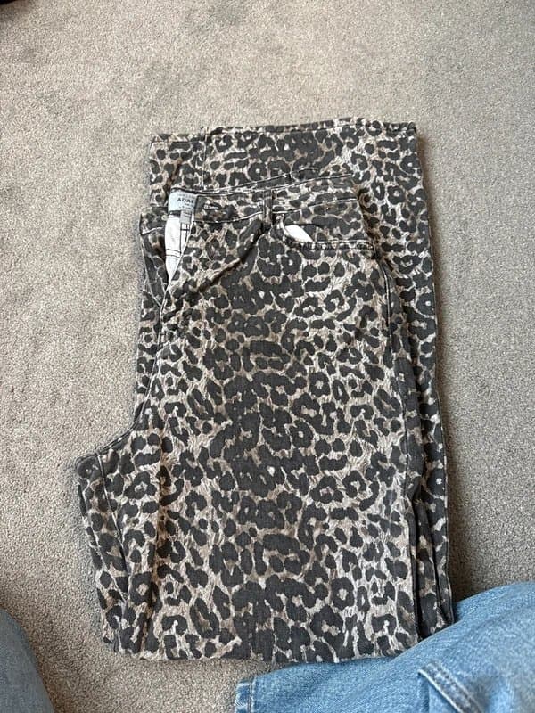 New Look Leopard print adalae jeans
