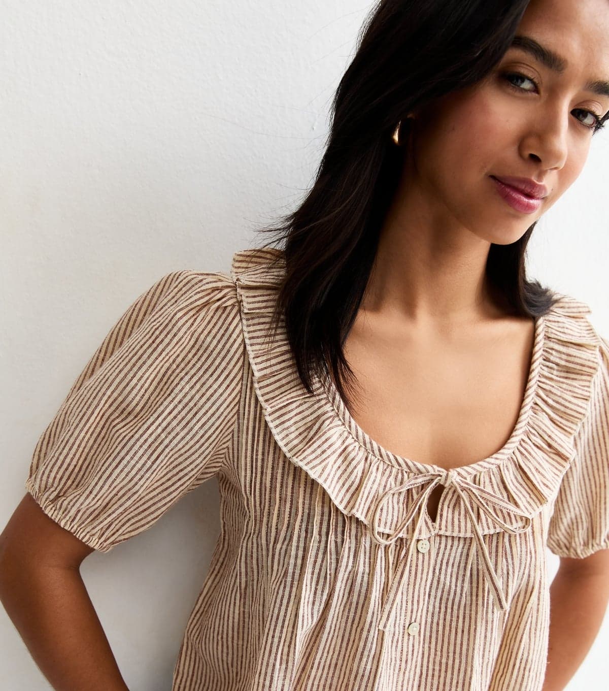New Look Women's Petite Brown Striped Frill Collar Blouse New Look