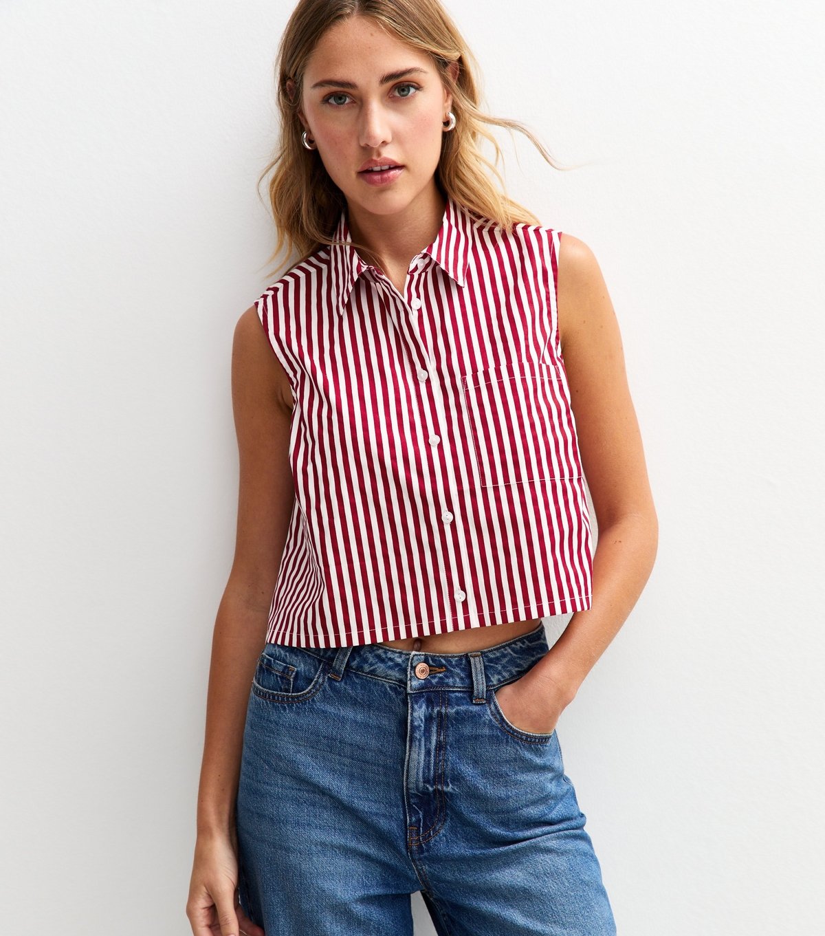 New Look Women's Red Poplin Striped Crop Sleeveless Shirt New Look - 2