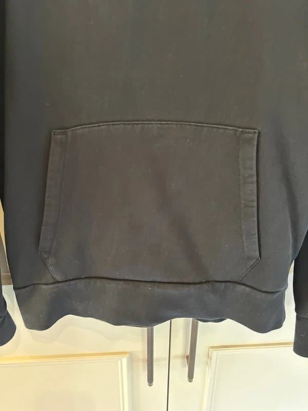 11º Black 11 Degree Hoodie Size M