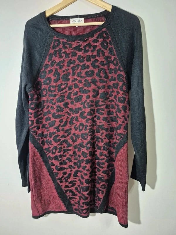 New Look Red and Black Leopard Print Knitted Jumper Dress Size 16