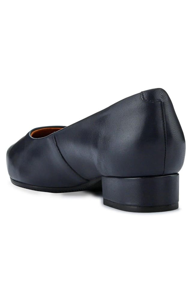 Jones Bootmaker Jones Bootmaker Women's Sunstone Wide Leather Court Shoes in Navy - 3