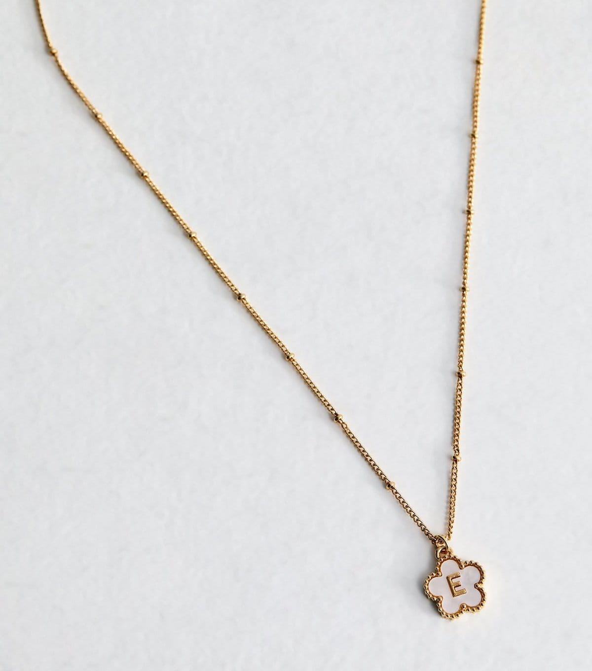 New Look 18ct Gold Plated Initial E Flower Necklace New Look - 4