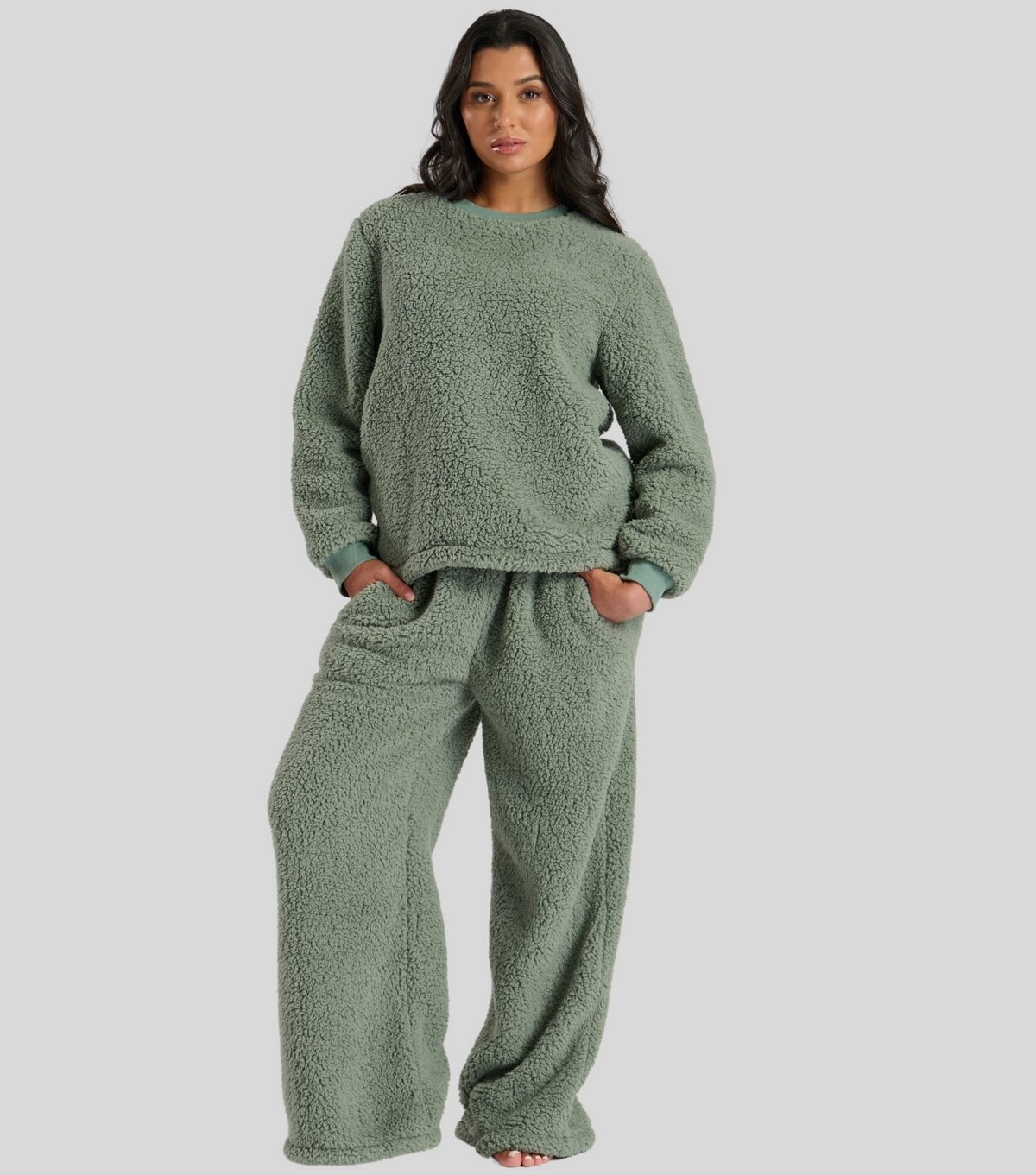 Loungeable Women's Green Borg Lounge Set Loungeable New Look - 3