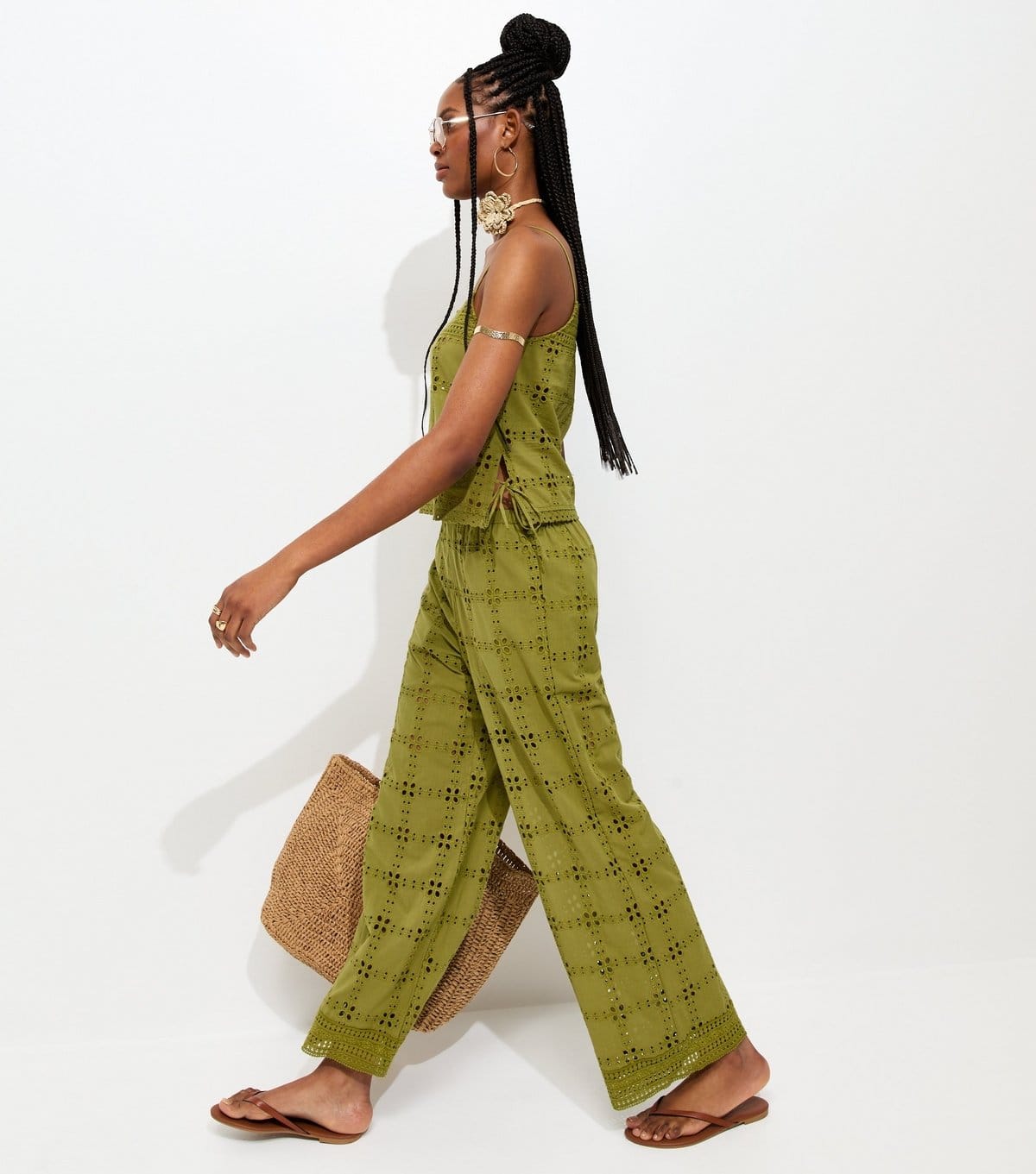 New Look Women's Green Cutwork Wide Leg Trousers New Look - 4