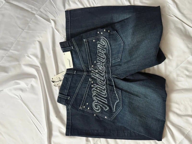 Bershka Bershka- embroidered jeans