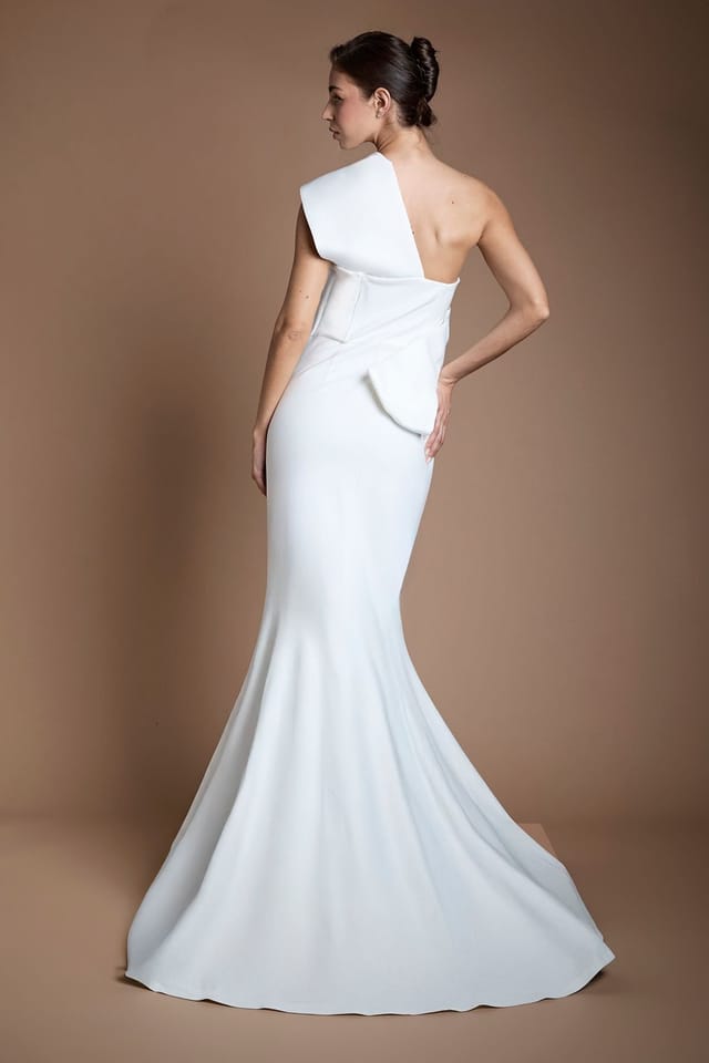 Coast Coast Women's Twist Bow Back Fishtail Wedding Dress in Ivory - 3
