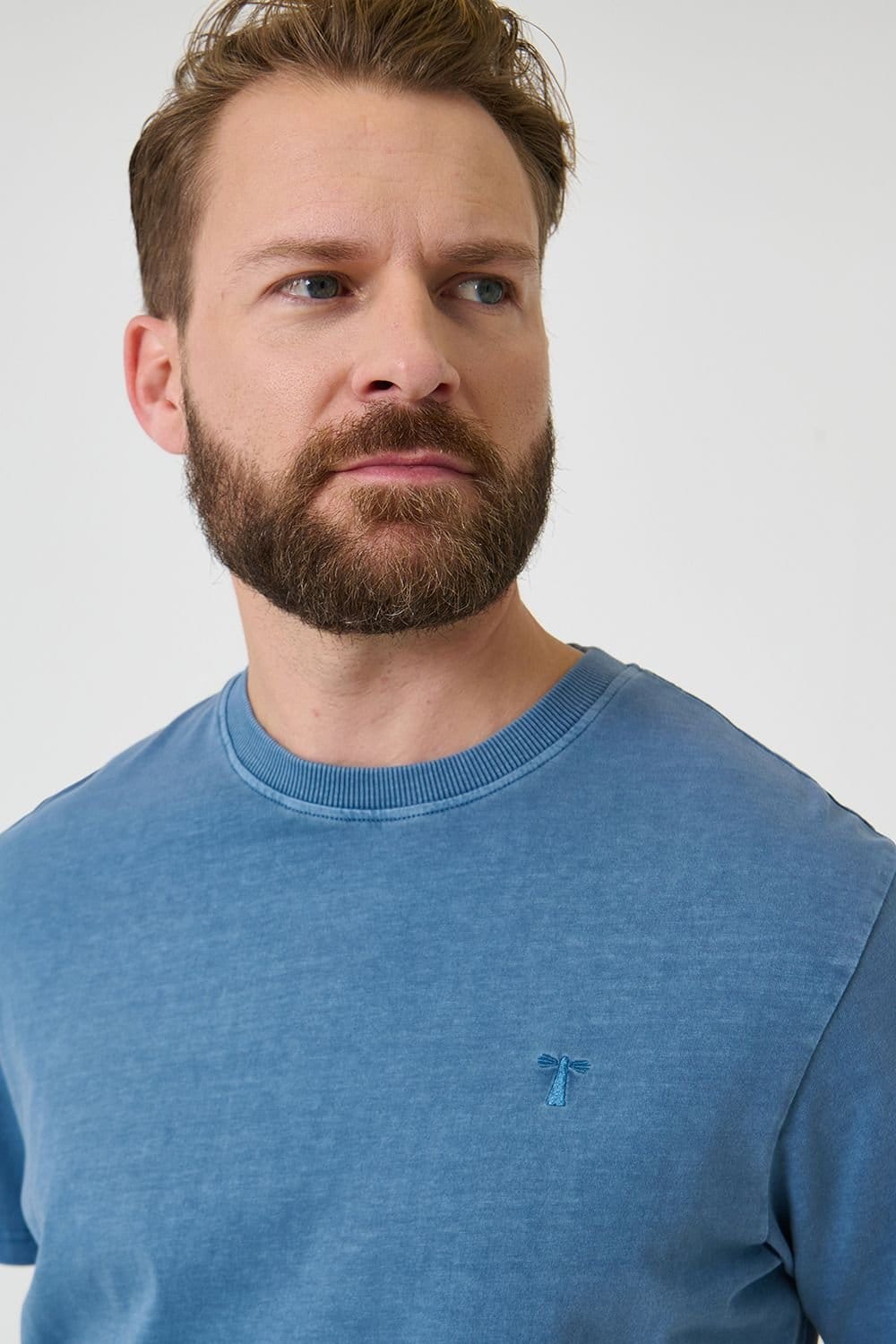 Saltwell Saltwell Men's Garment Dye Cotton Jersey Crew Neck T-Shirt in Blue - 4