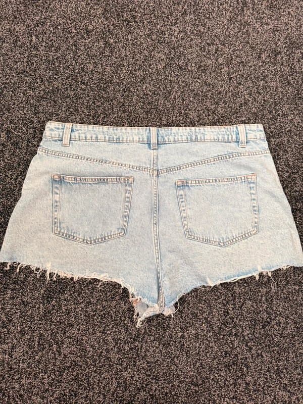 ASOS Design ASOS curve denim shorts UK 20