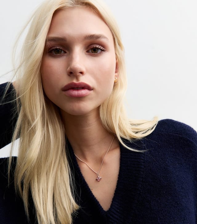 New Look Rose Gold Tone Heart Necklace New Look - 2