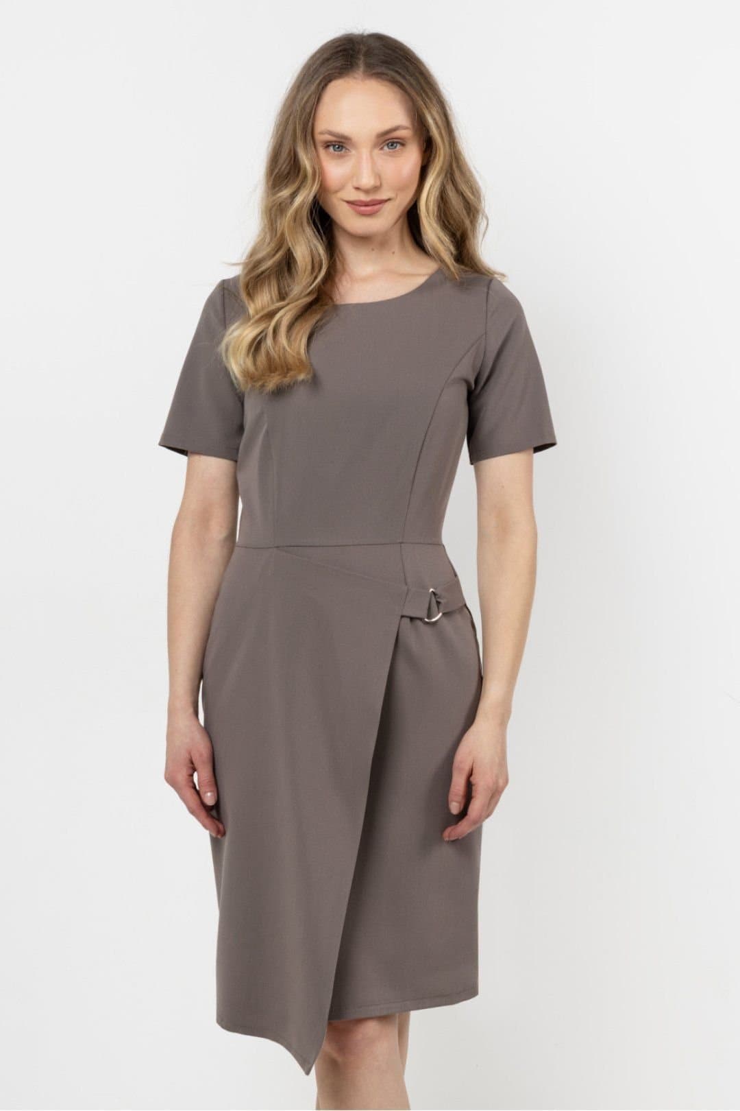 Love Lace Love Lace Women's Asymmetric Hem Fitted Day Dress with Slit in Taupe