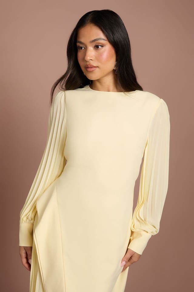 Coast Coast Women's Petite Long Sleeve Pleated Crepe Midaxi Dress in Lemon - 2