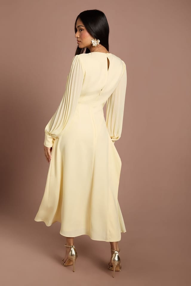 Coast Coast Women's Petite Long Sleeve Pleated Crepe Midaxi Dress in Lemon - 3