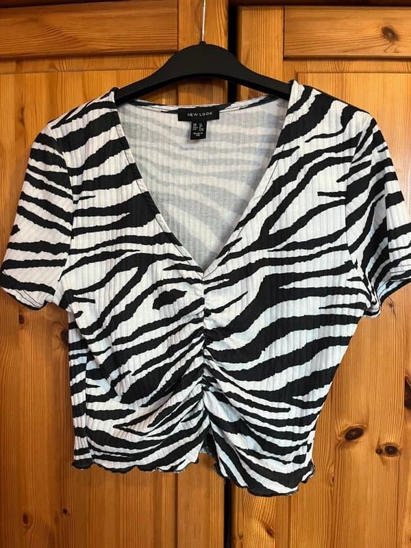 New Look Zebra print ruched v-neck top