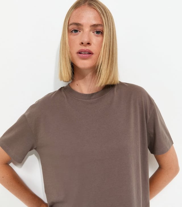 New Look Women's Light Brown Cotton Boxy Fit T-Shirt New Look - 2