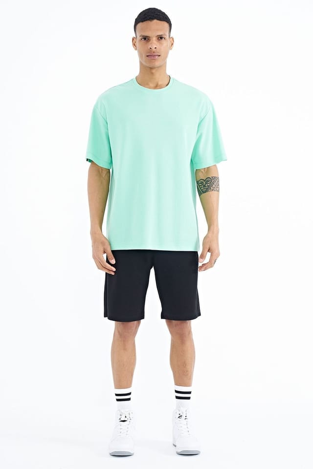Tommy Life Tommy Life Men's Oversized Cotton-Blend Crew Neck T-Shirt With Patch in Mint - 2