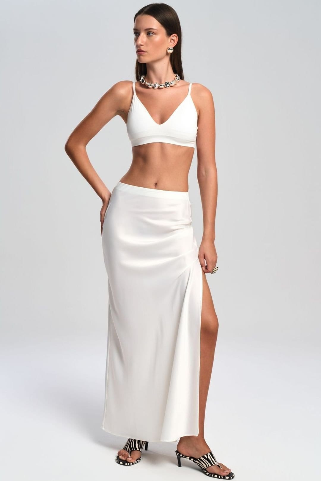 MAI STUDIOS CO. MAI STUDIOS CO. Women's Cecil Slit Detailed Satin Skirt in White - 4