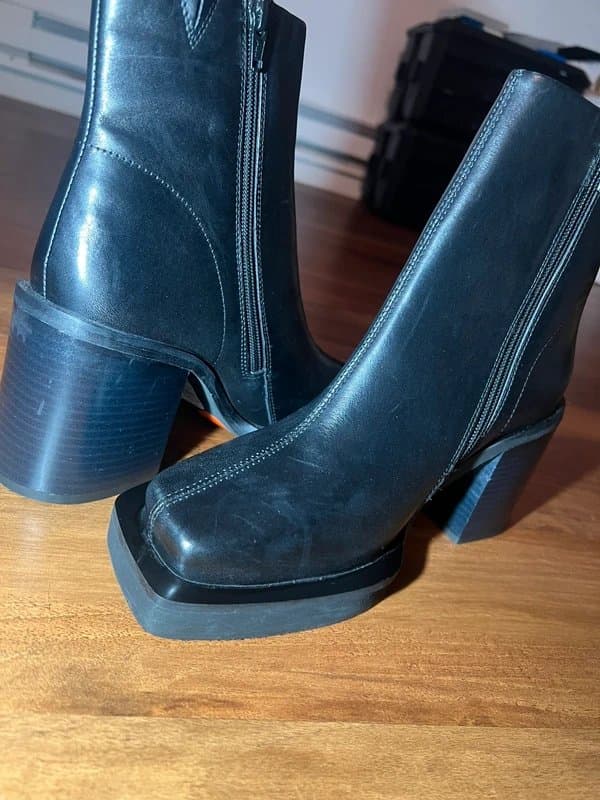 ASOS ASOS Black Leather Square-Toe Block Heel Ankle Boots