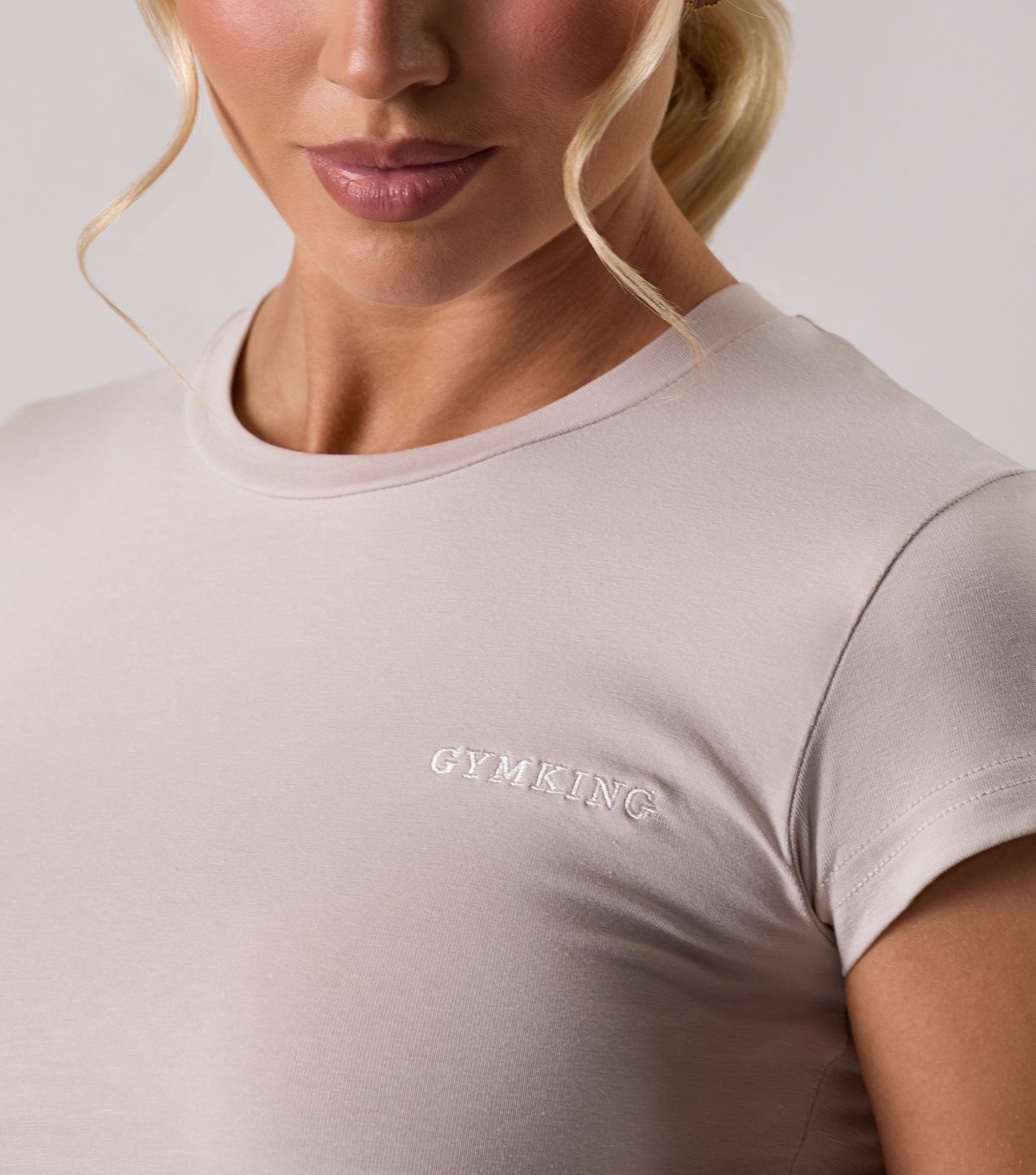Gym King Women's 365 Grey Logo Embroidered Cropped T-Shirt Gym King New Look - 4