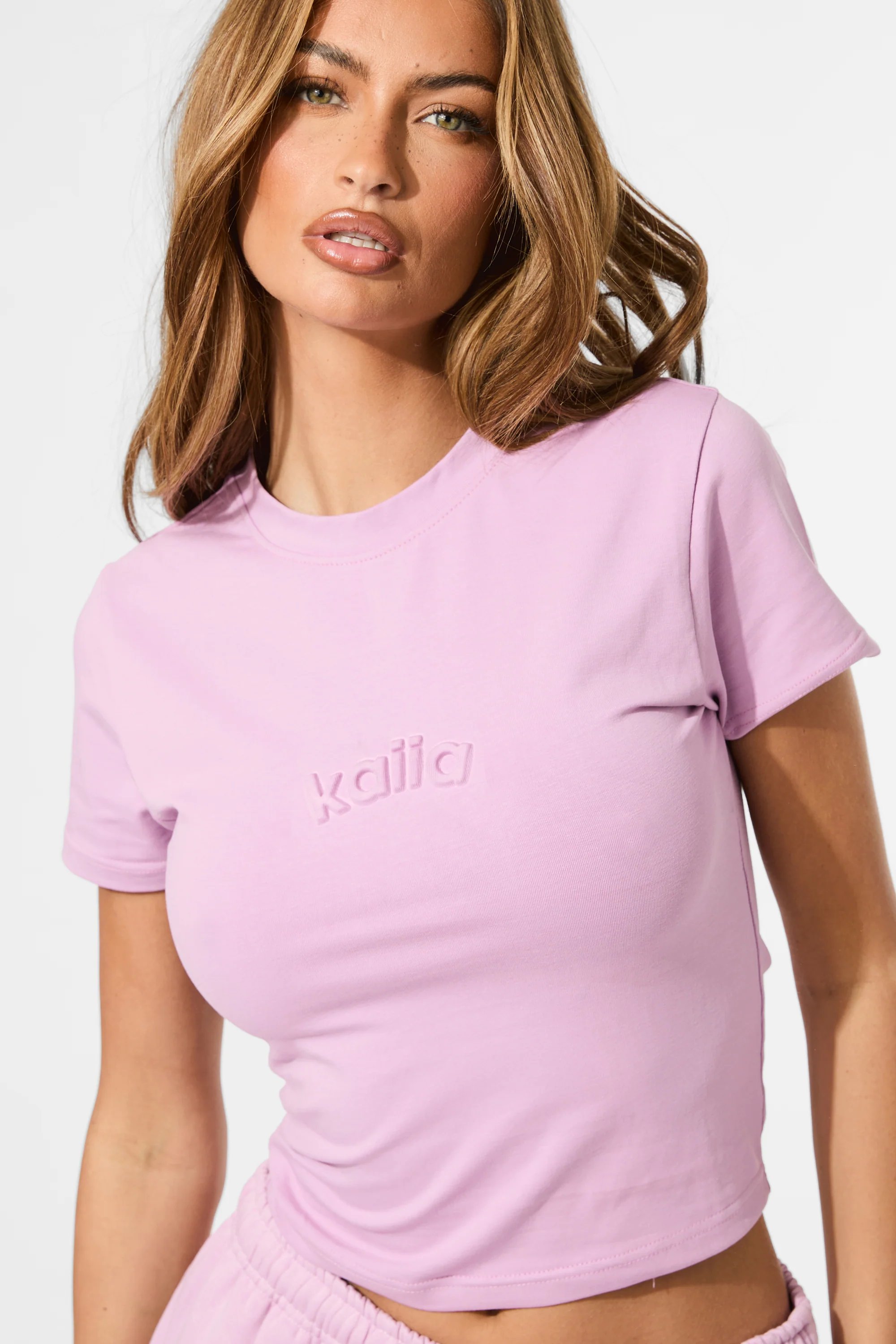 Kaiia Kaiia Embossed Logo Baby Tee Parma Violet - 2