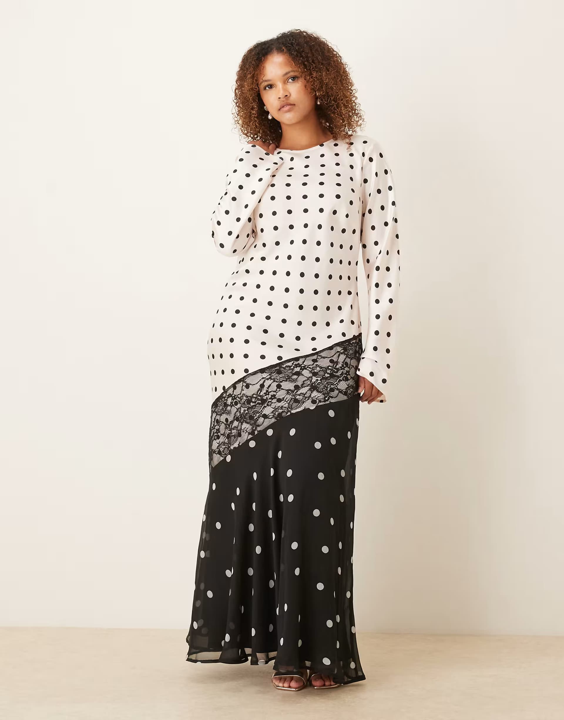 ASOS ASOS DESIGN Curve satin maxi dress with lace trim in mono polka dot
