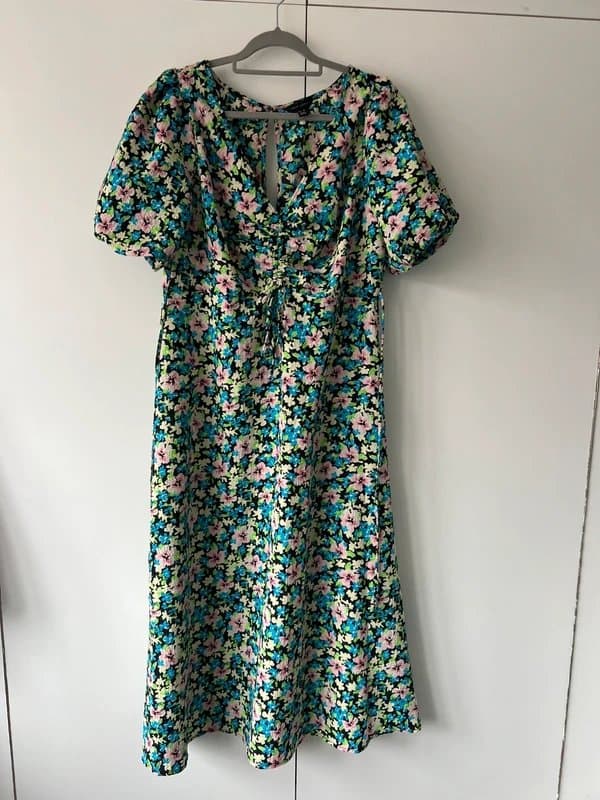 New Look New Loom floral midi dress