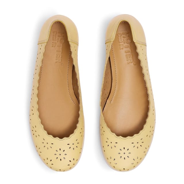 Hotter Hotter Women's 'Eider' Ballerinas in Yellow - 3