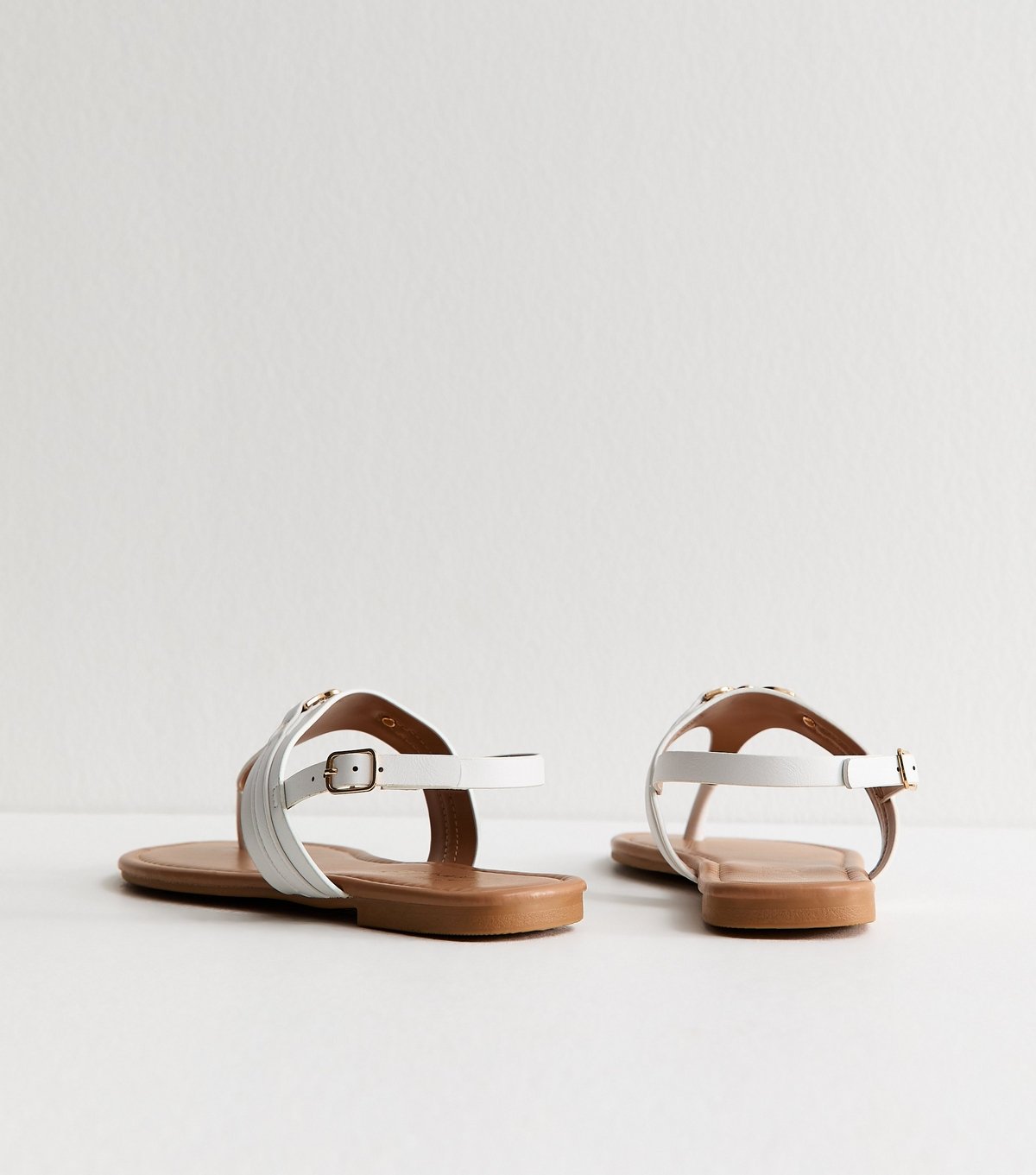 New Look Women's Wide Fit White Faux Leather Toe Post Sandals Vegan New Look - 4