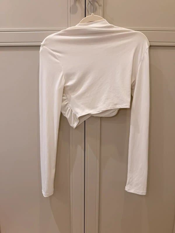 Bershka Ruched crop top - S