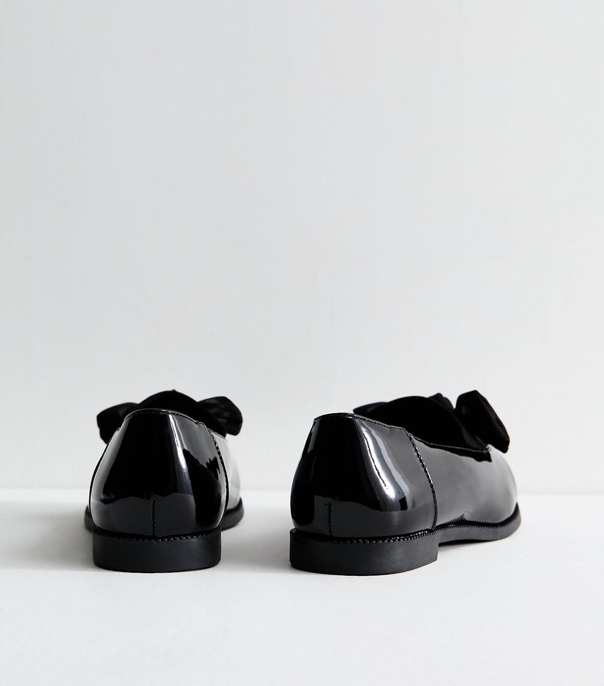 New Look Women's Extra Wide Fit Black Patent Faux Leather Bow Front Loafers Vegan New Look - 4