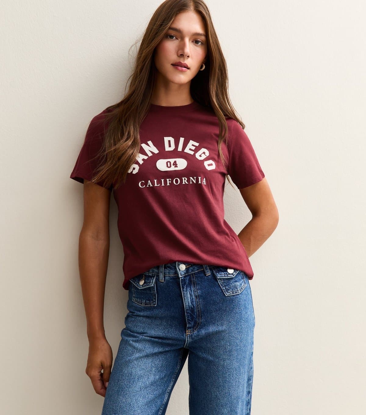 New Look Women's Burgundy San Diego Relaxed T-Shirt New Look