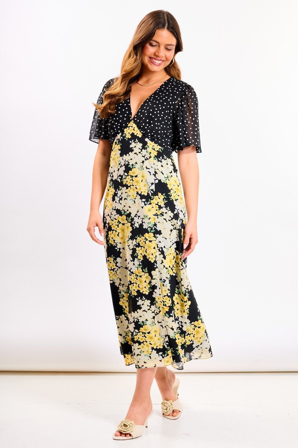 Needs No Label Needs No Label Women's Yellow Floral Flutter Sleeve Midi Dress - 4