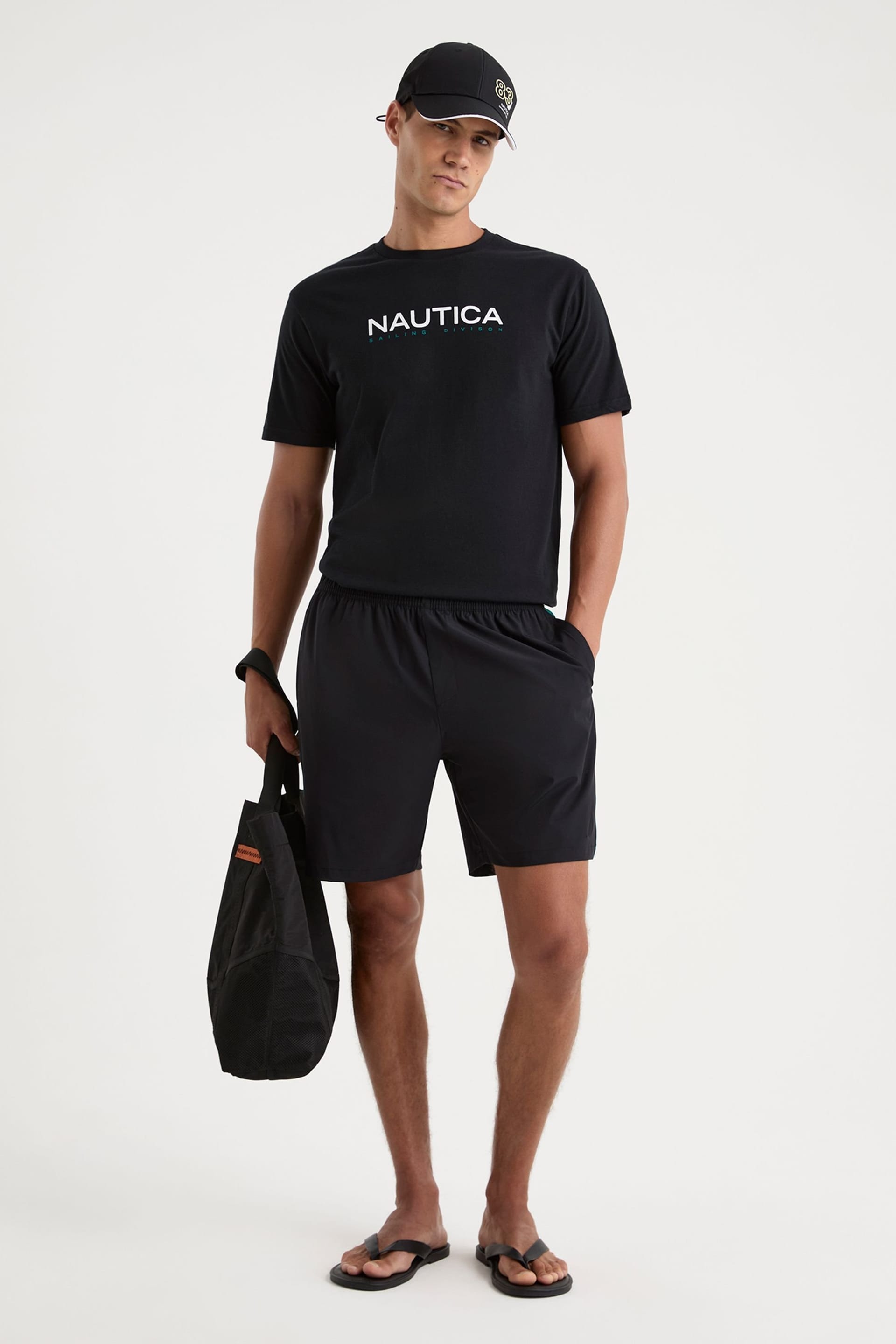 Nautica Nautica Men's Garth T-Shirt in Black - 4