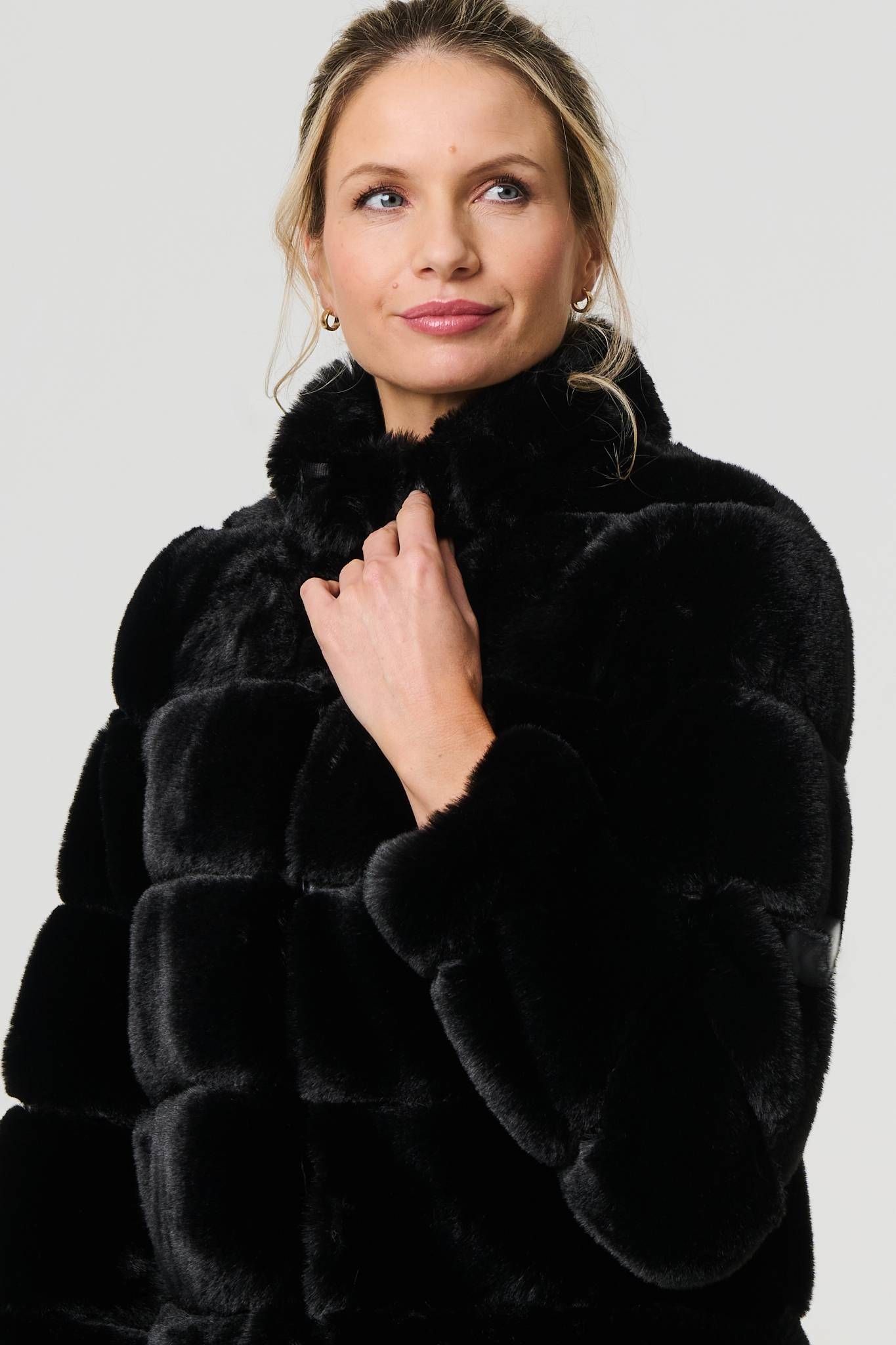 Izabel London Izabel London Women's Faux Fur High Neck Cropped Jacket in Black - 2