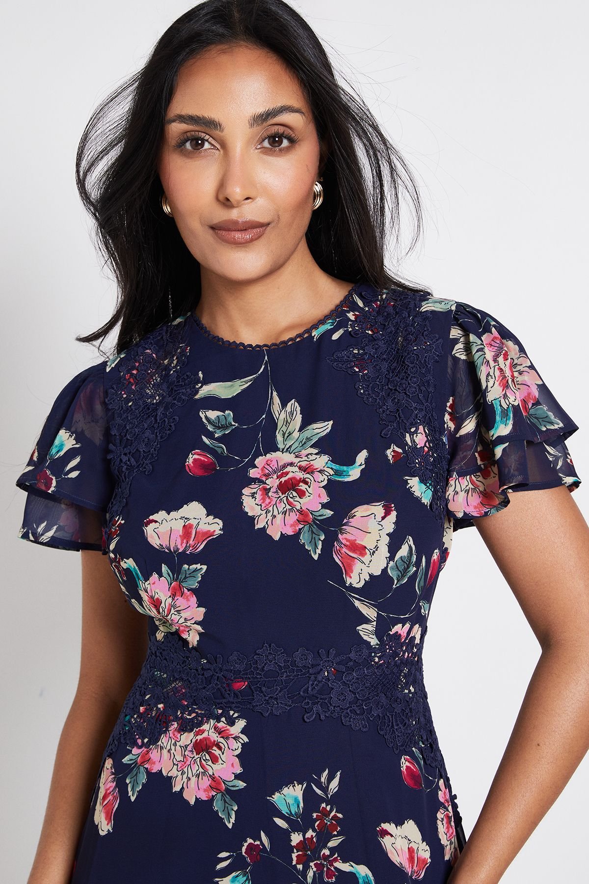 Wallis Wallis Women's Petite Floral Lace Ruffle Sleeve Midi Dress in Navy - 4