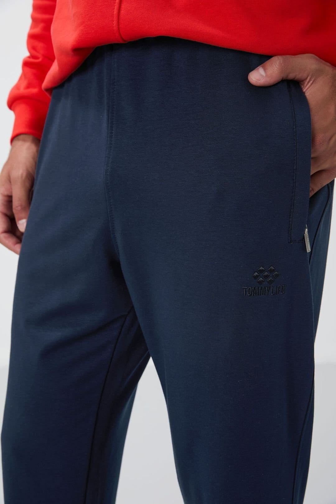 Tommy Life Tommy Life Men's Slim-fit Straight-leg Sweatpants in Navy - 4