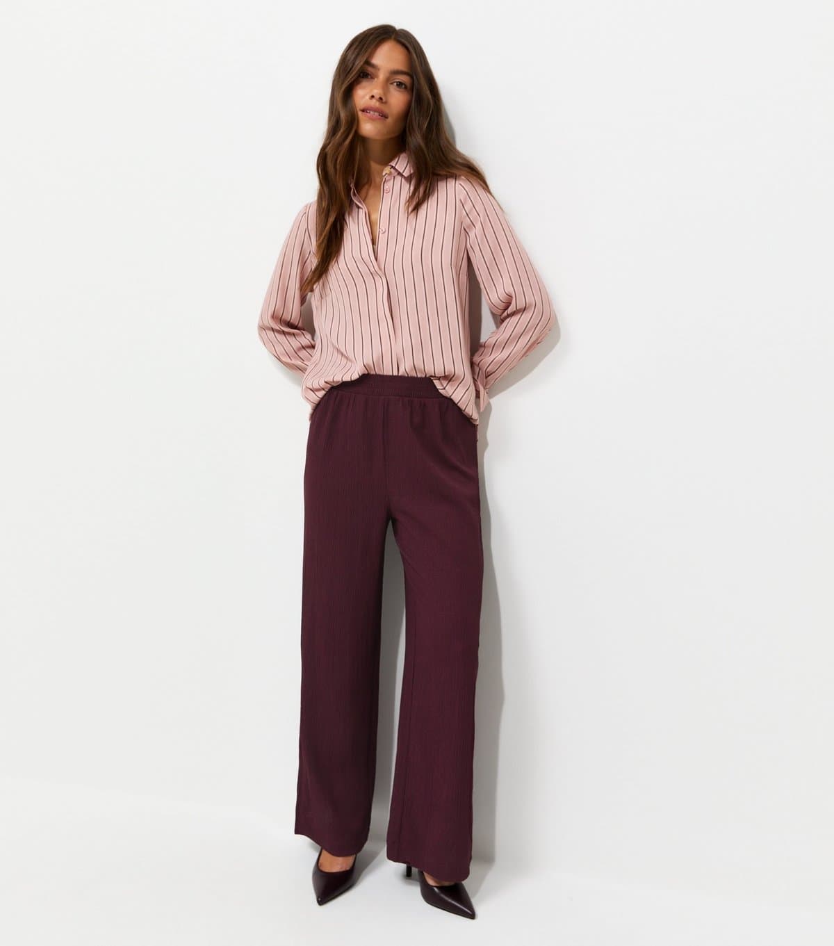 New Look Women's Petite Dark Burgundy Crinkle Jersey Wide Leg Trousers New Look