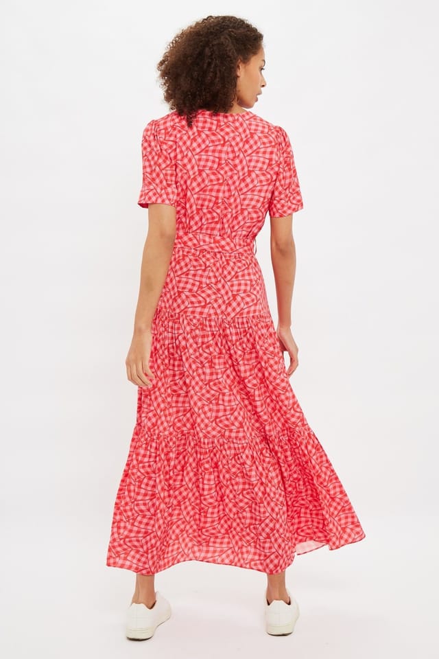 Louche Louche Women's Emin Gingham Twist Print Tiered Short Sleeve Midi Dress in Red - 2