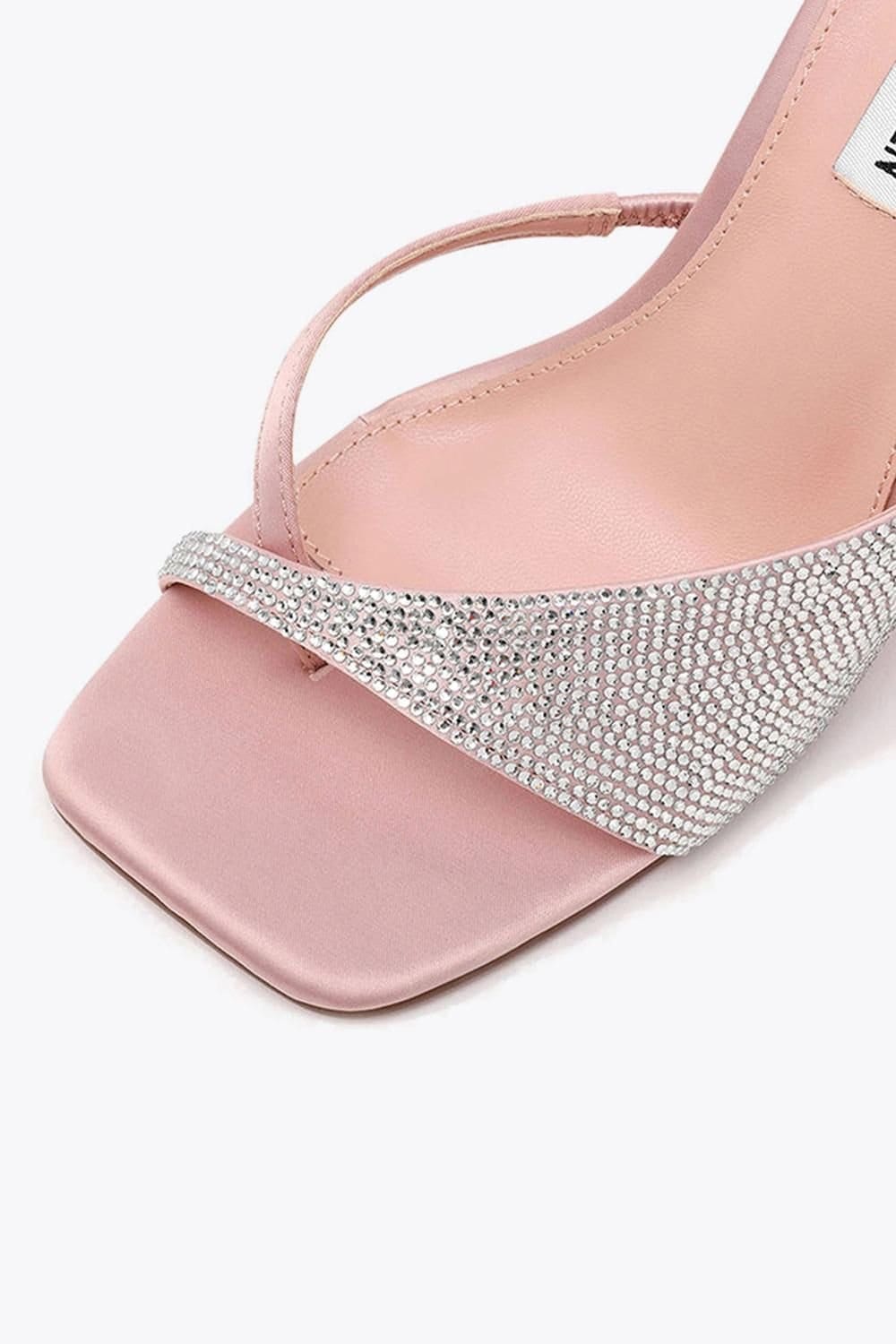 Steve Madden STEVE MADDEN Women's 'Herah Heel Pink' Fabric Heels in Pale Pink - 4